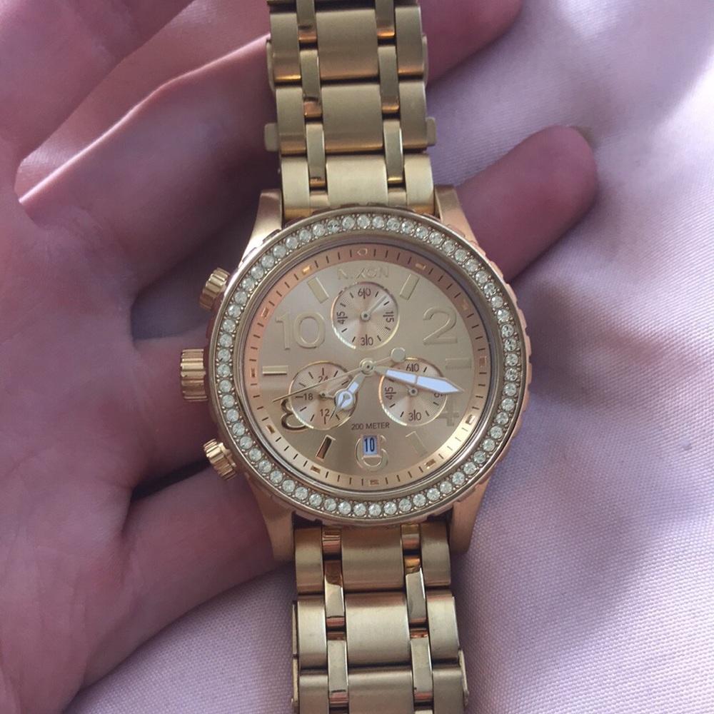 Nixon watch